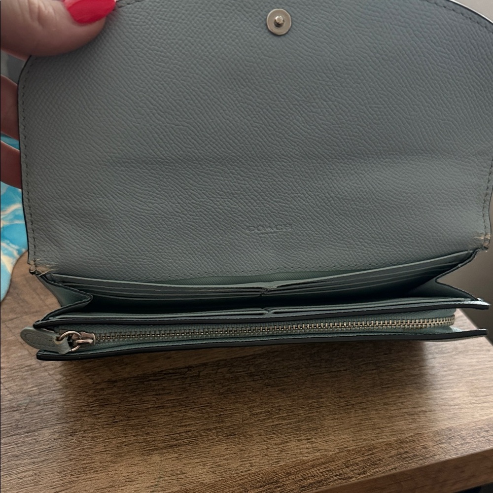 Coach Pebble Leather Continental Wallet - Picture 3 of 9